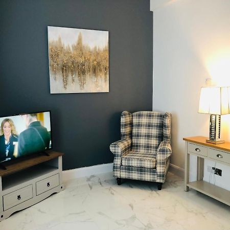 Ballycastle Town Centre Studio Apartment Dış mekan fotoğraf