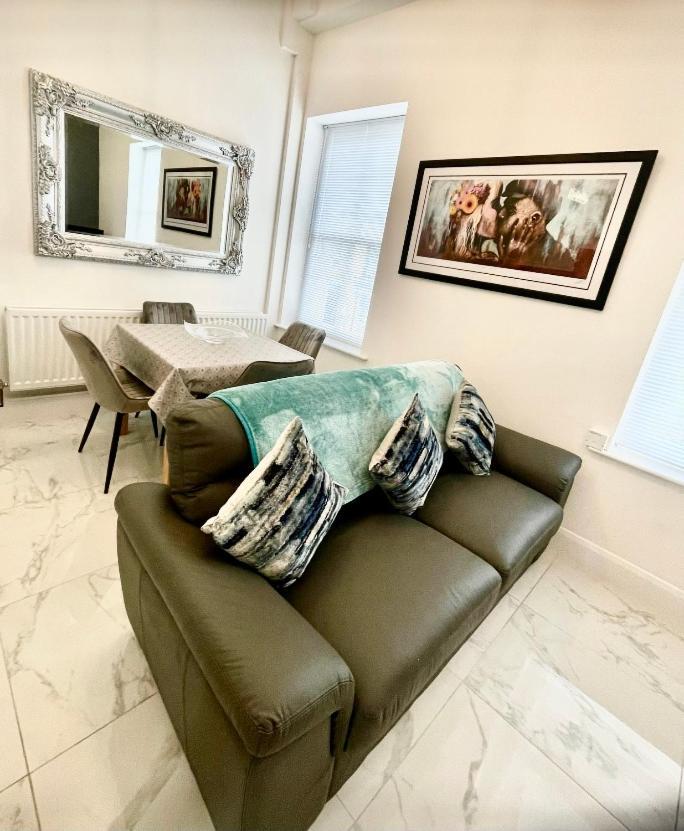 Ballycastle Town Centre Studio Apartment Dış mekan fotoğraf